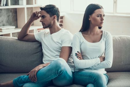 Tranh cãi và giận hờn là điều khó tránh khỏi của các cặp vợ chồng
